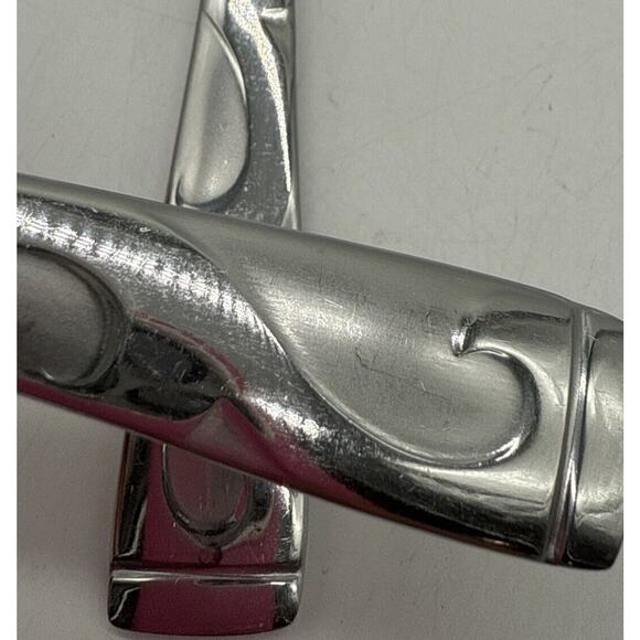 Set Of 4 Oneida Tuscany Scroll Swirl Dinner Forks Stainless Flatware 7 3/4" Read - Picture 8 of 8